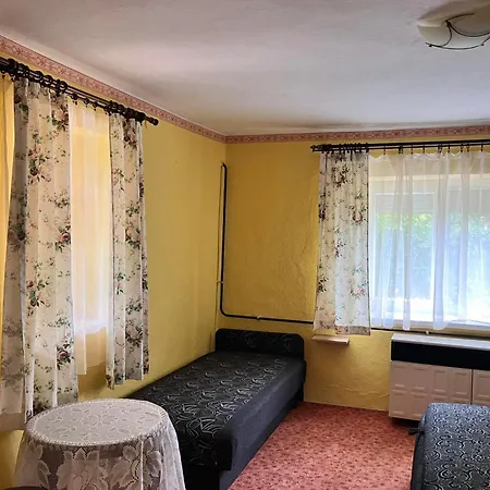 Aranyhal * Poroszló